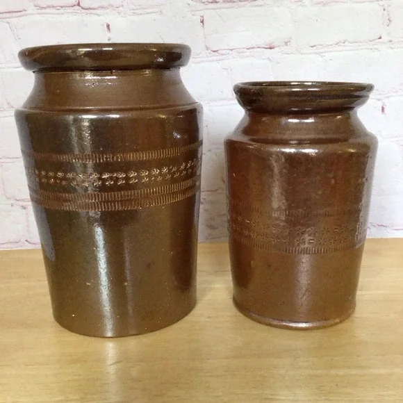 Vintage Hand Made Salt Glazed Incised Pottery Crocks - Set of 2 - Picture 3 of 8